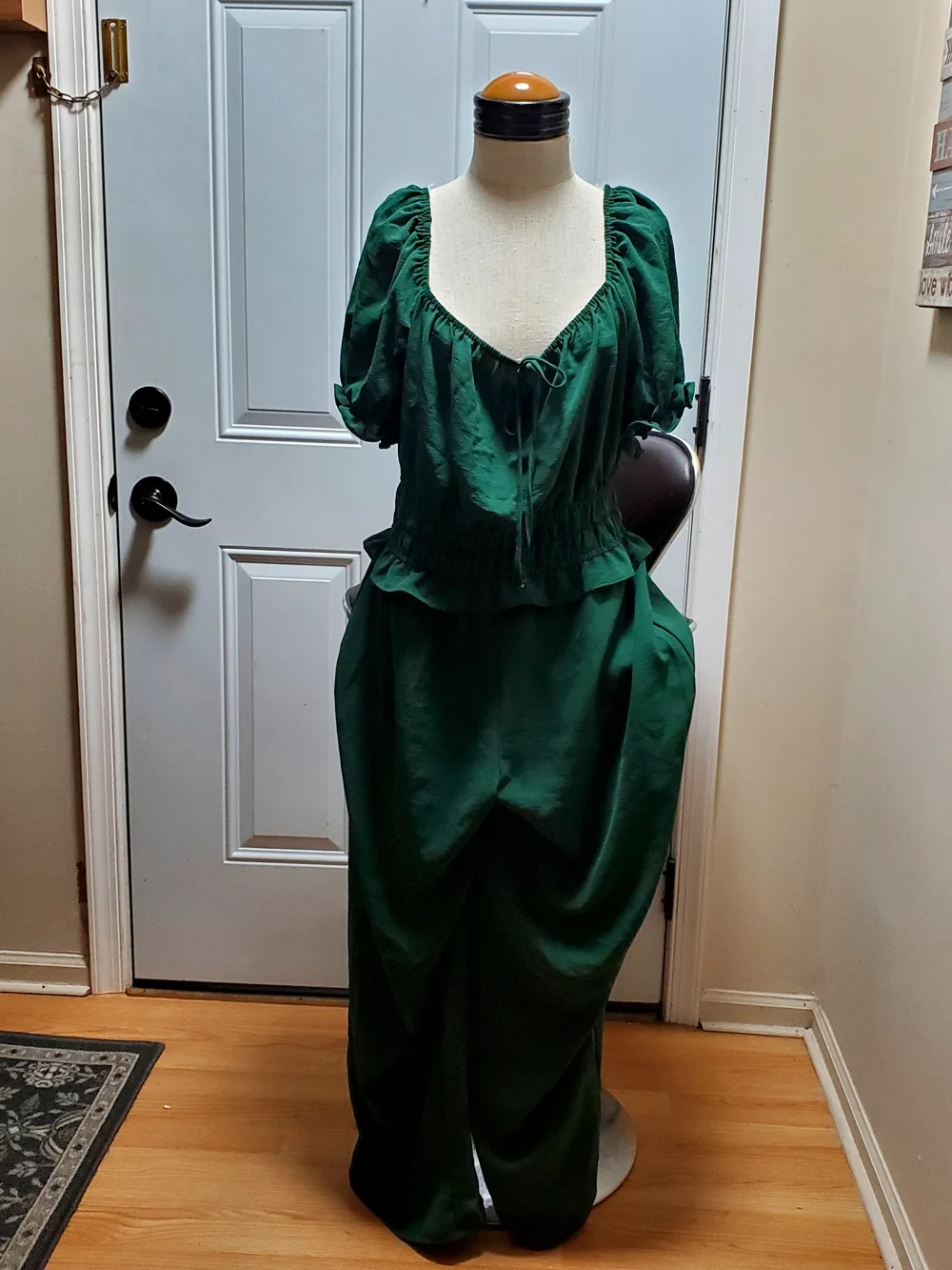 Liberty Love Emerald Green Puff-Sleeve Jumpsuit - Picture 2 of 4